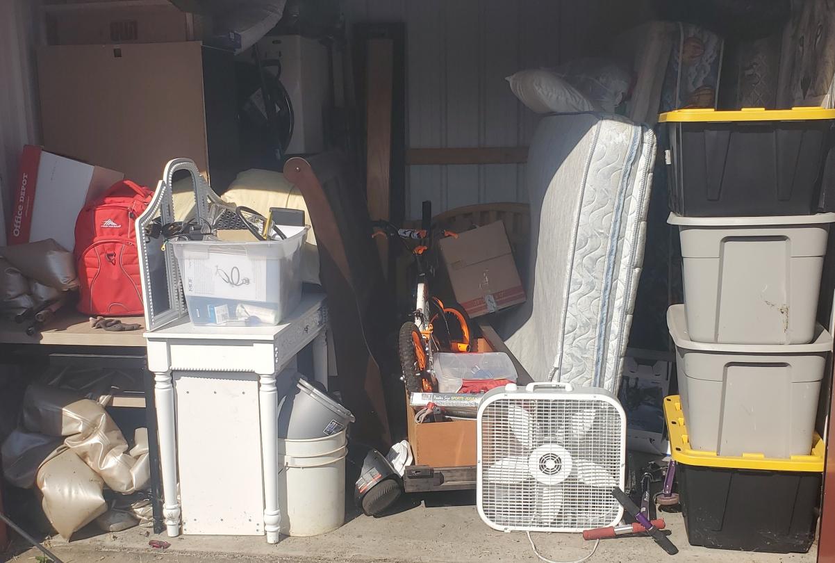 Storage Unit Auction in Evansville, IN at Red Dot Storage 51 ends on